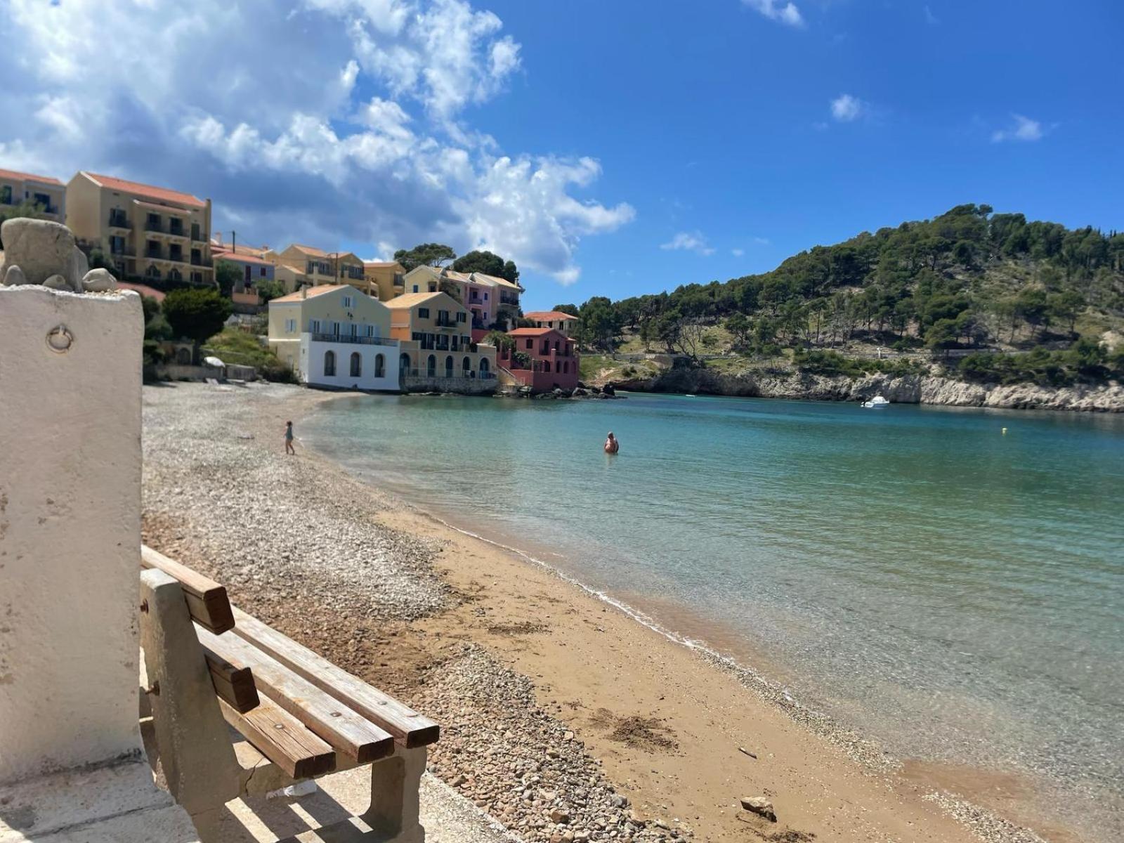Beachfront Apartment, Center Village, 20m - Near Myrtos - Fiskardo Άσσος